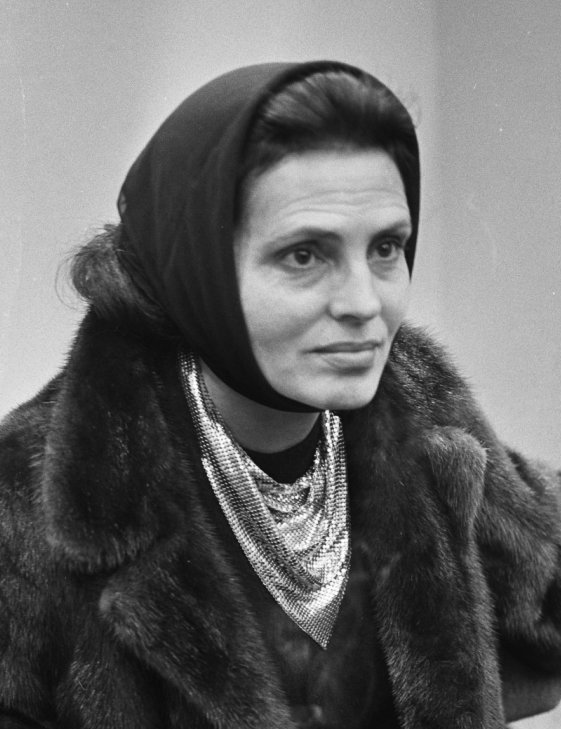 Amalia Rodrigues, Portuguese fado singer, photographed in 1964
