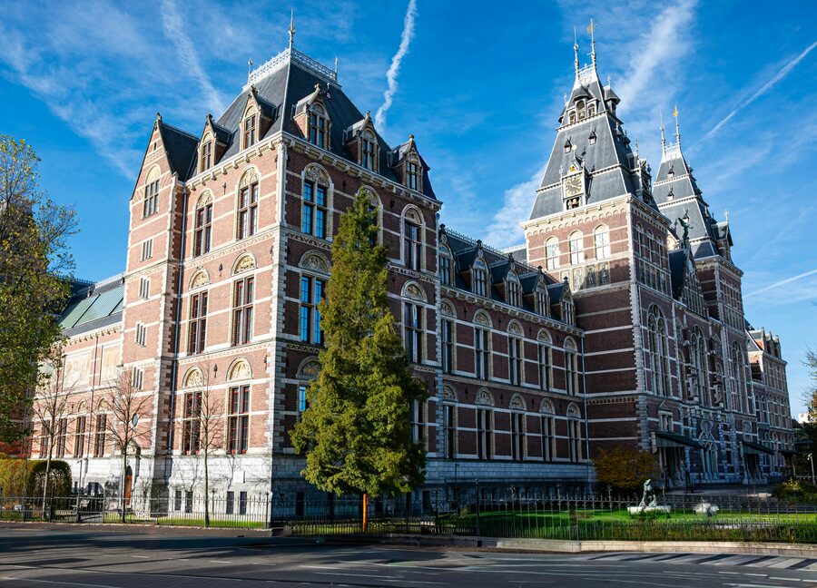 Amsterdam attraction queue