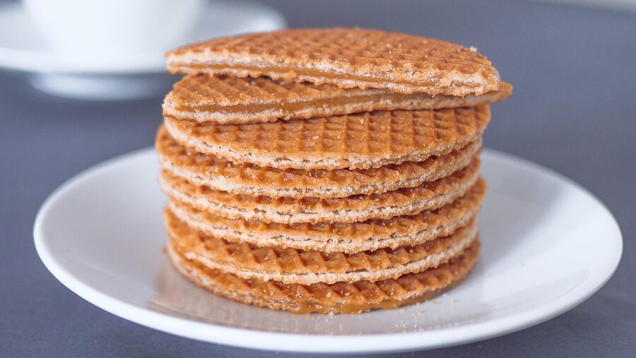 Stroopwafel on coffee cup