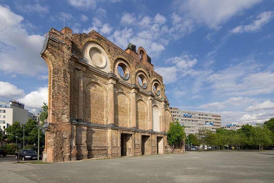 Anhalter Bahnhof Berlin ruins