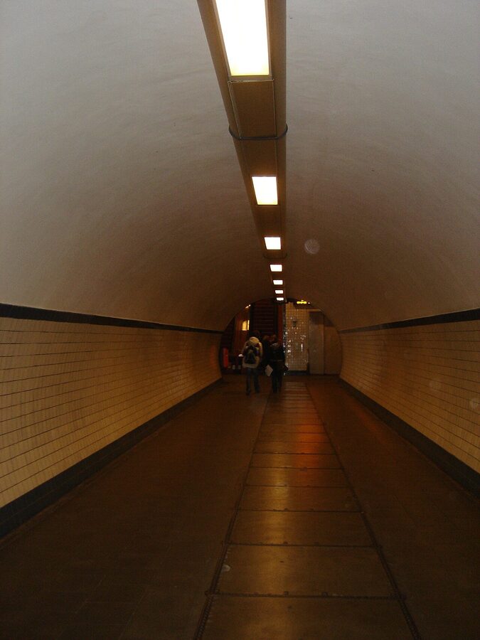 Sint-Annatunnel pedestrian tunnel Antwerp