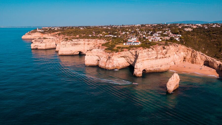 Algarve calm waters
