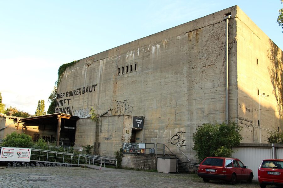 Berlin Anhalter Hochbunker Story Bunker exterior