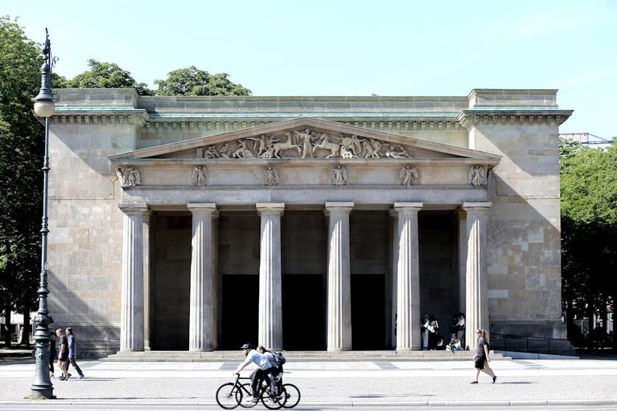 Berlin Neue Wache memorial