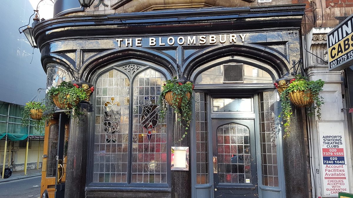 Traditional pub on a Bloomsbury street in London