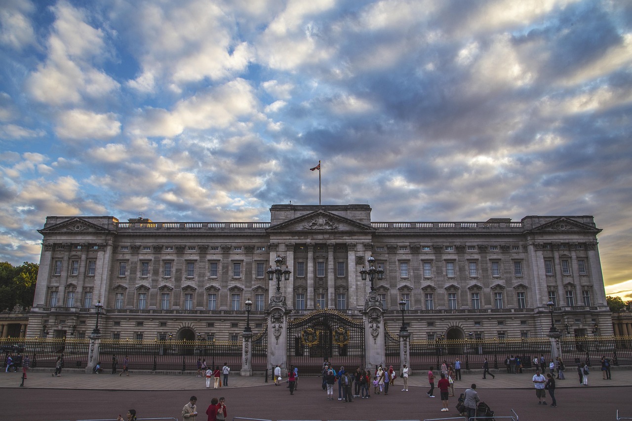 Buckingham Palace surrounded by gardens and trees