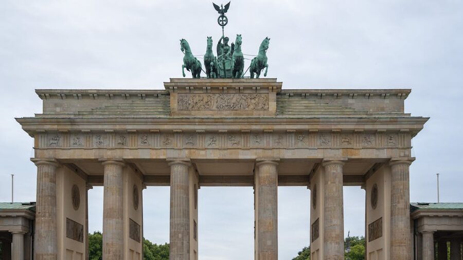Brandenburg Gate Berlin monument daytime