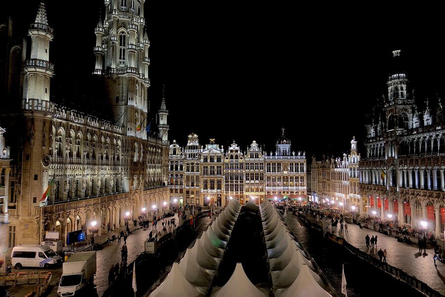 Brussels Grand Place buildings illuminated at night