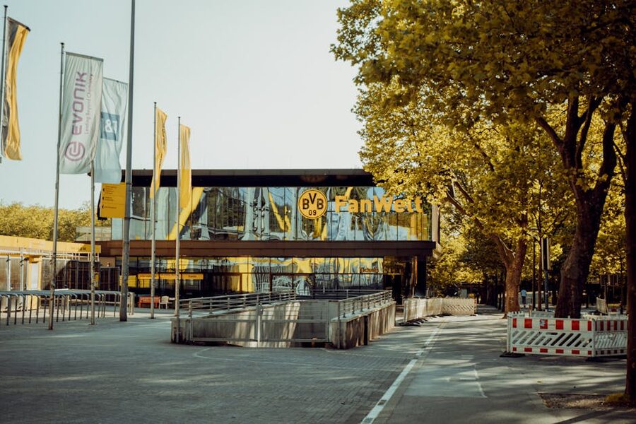 BVB Fanwelt Dortmund exterior