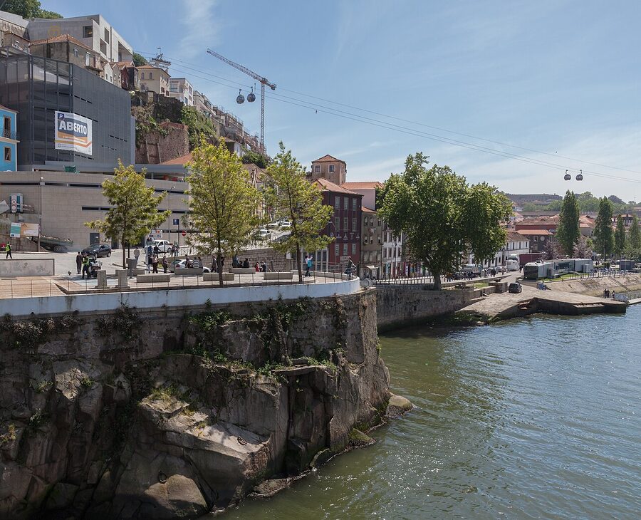 View of Cais de Gaia from the Dom Luis I bridge