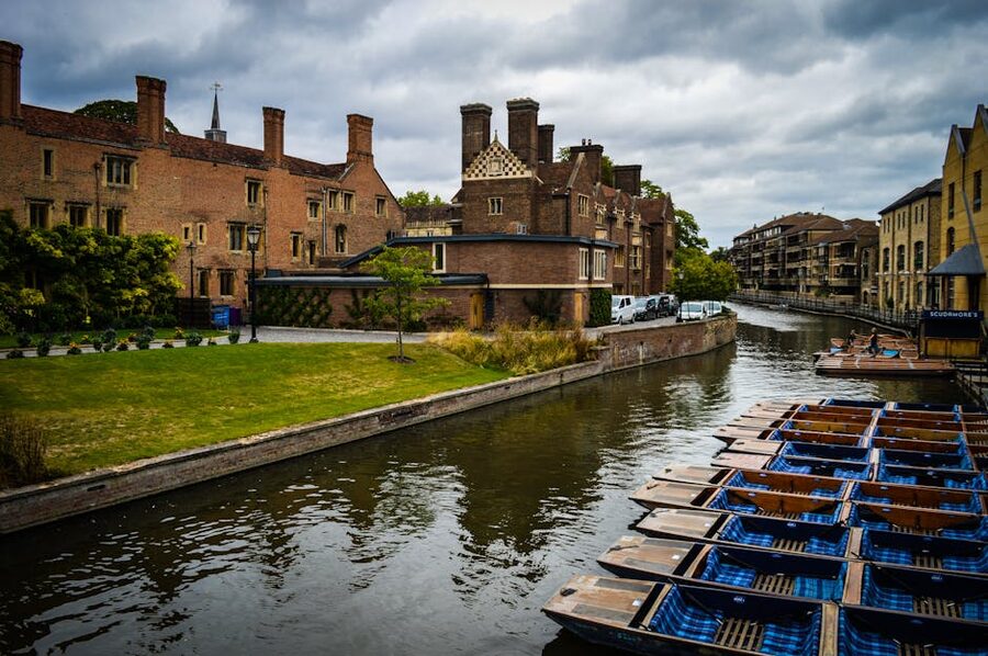 River Cam Cambridge punts and architecture