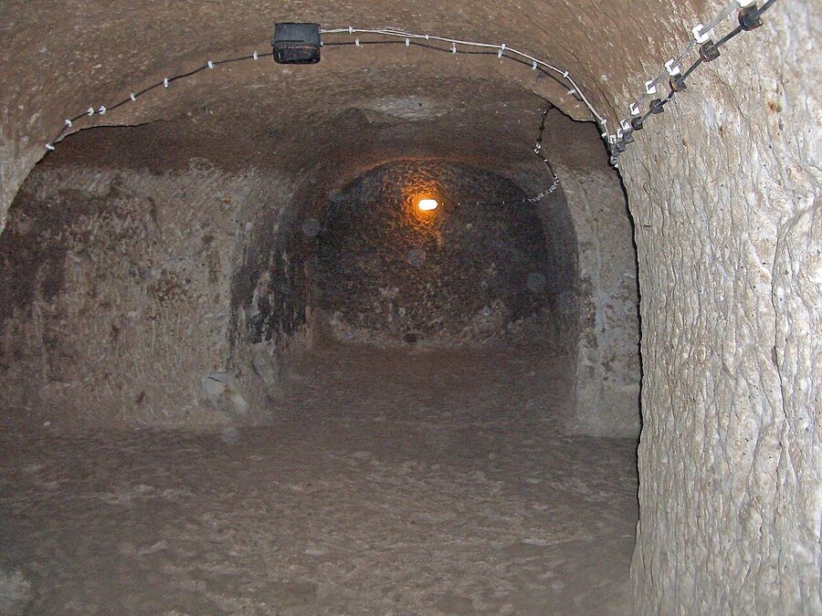 Derinkuyu underground city tunnel