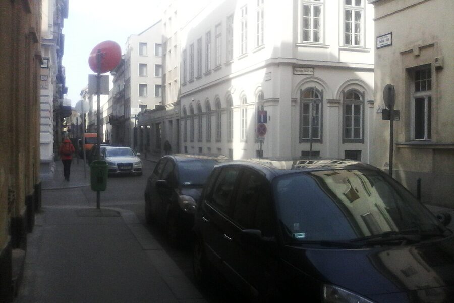 Vadász utca street in Budapest where Cat Museum is located