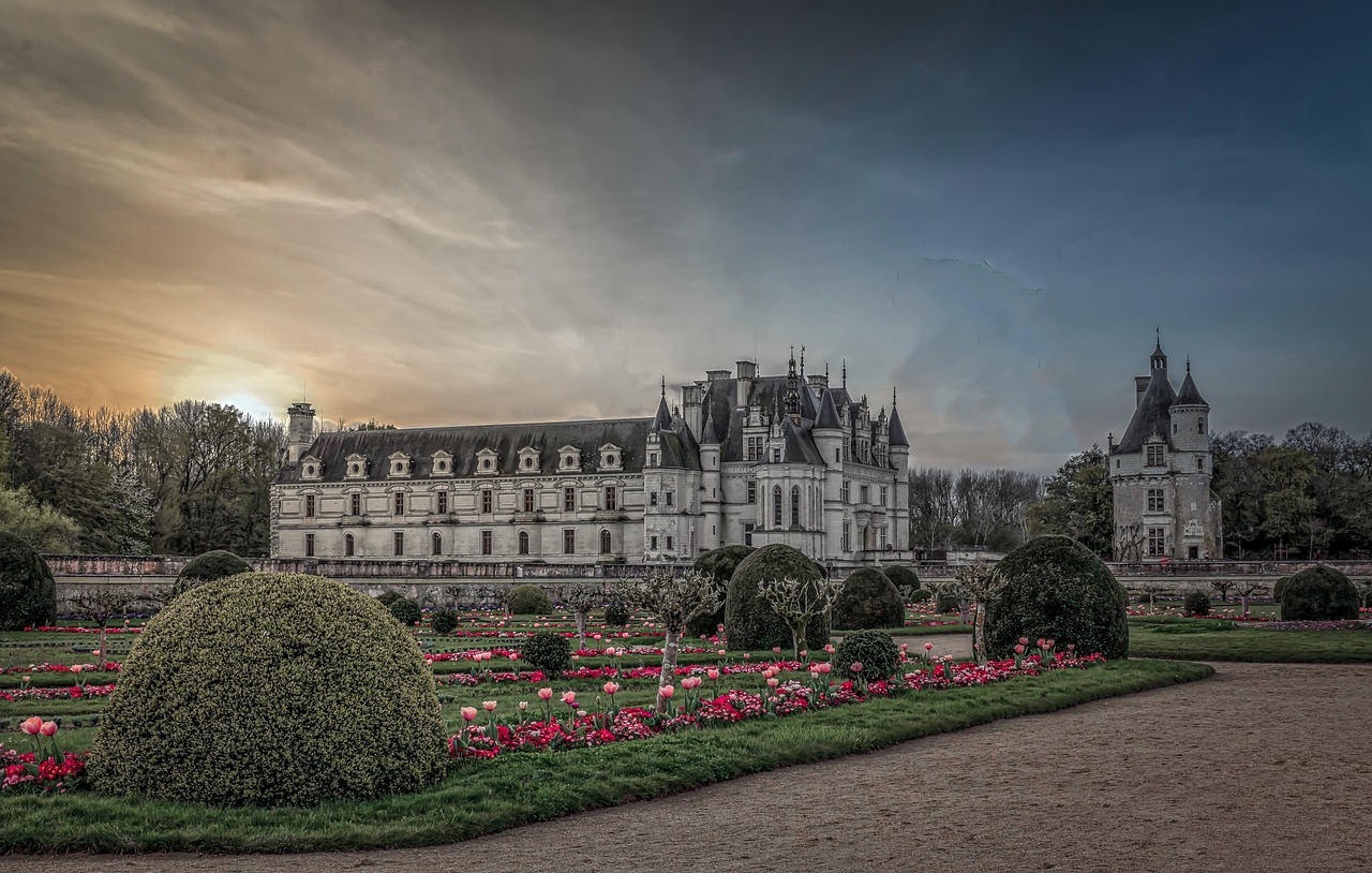 The chapel inside Château de Chenonceau