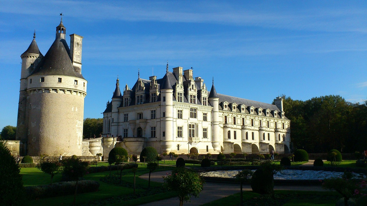 The formal gardens at Château de Chenonceau