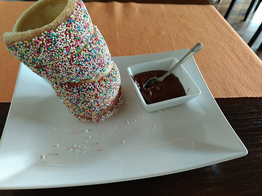 Chimney cake with chocolate topping