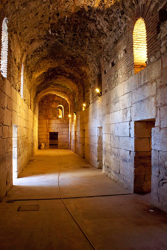 Substructure vaulted halls Diocletian Palace