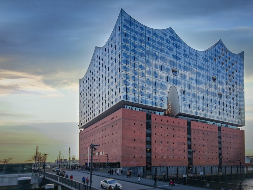 Elbphilharmonie Hamburg twilight