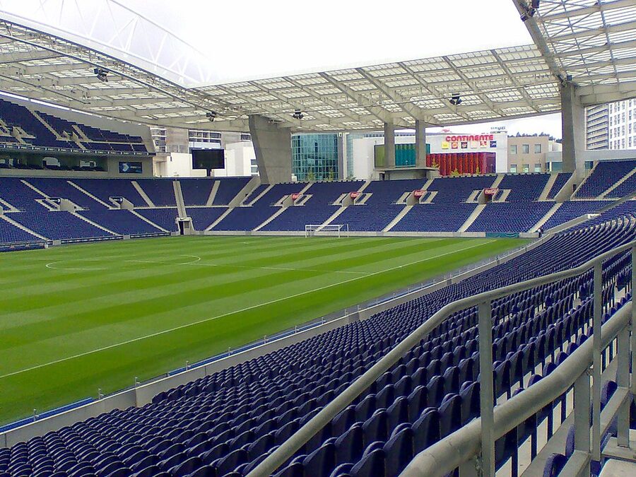 Estadio do Dragao interior view of the pitch