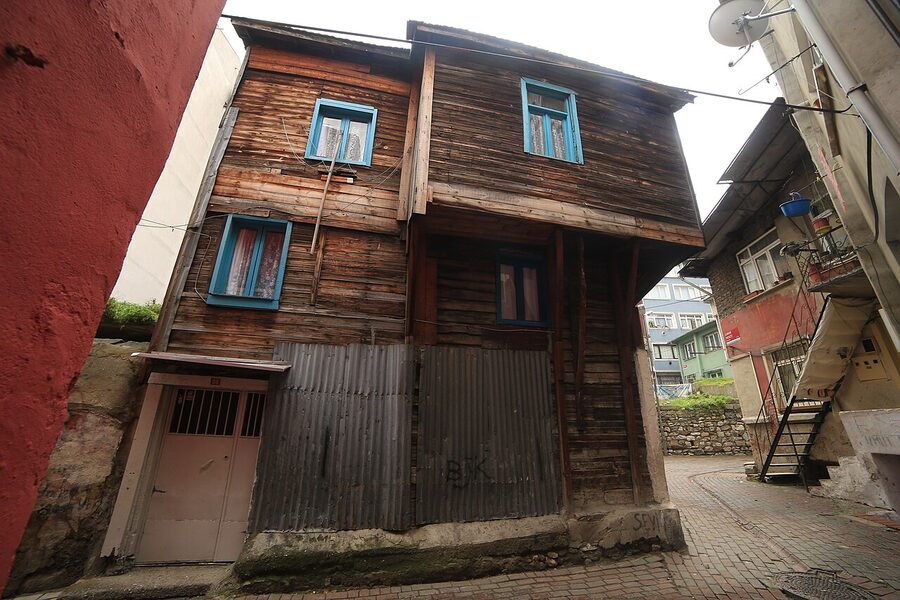 Balat wooden house detail