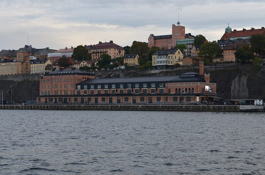 Stora Tullhuset on Stadsgardskajen