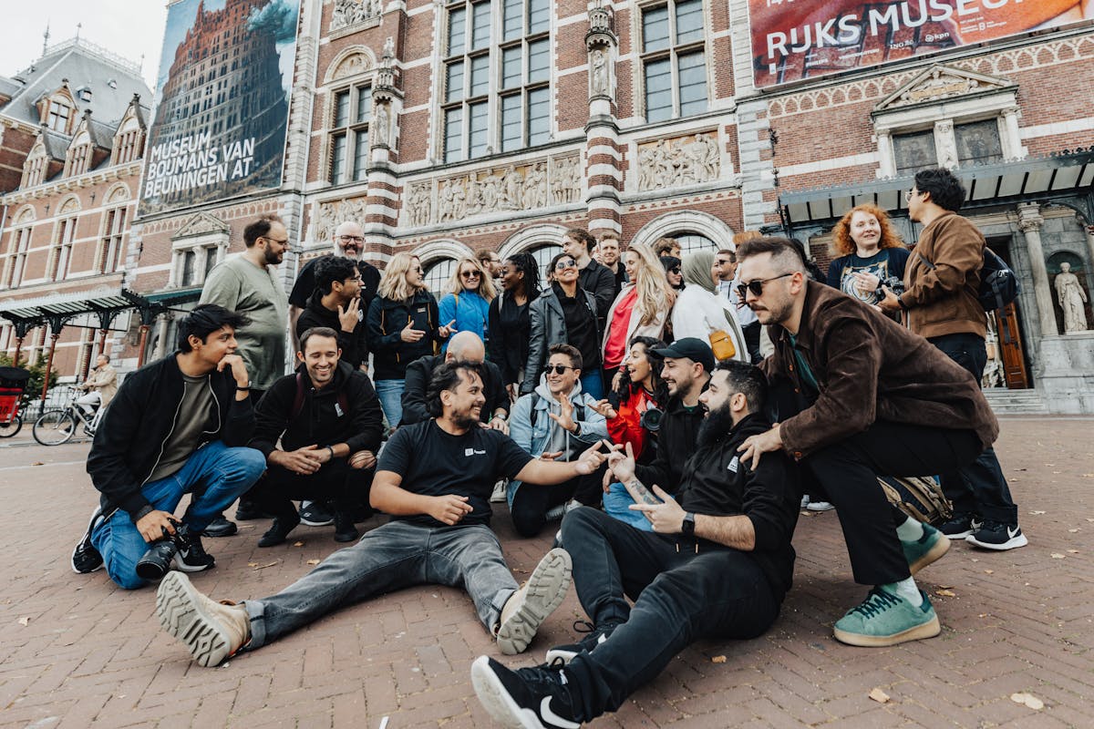 Group of friends in front of Rijksmuseum Amsterdam