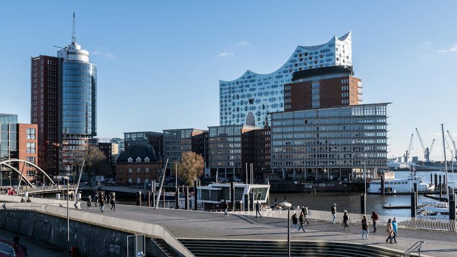 Hamburg modern buildings on the Elbe
