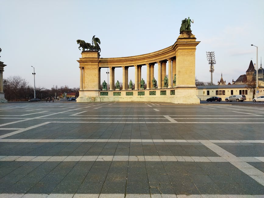 Heroes Square statues and colonnade Budapest