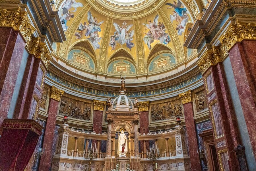 Ornamented interior of St Stephens Basilica