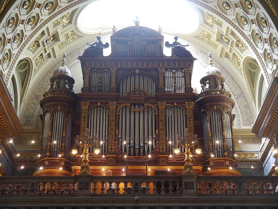 St Stephens Basilica organ from the gallery