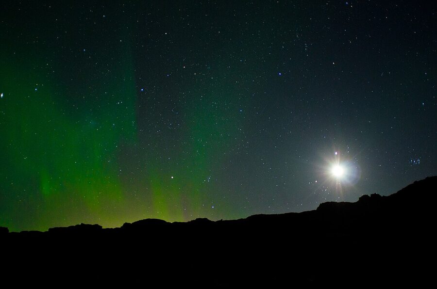 Iceland aurora borealis green sky