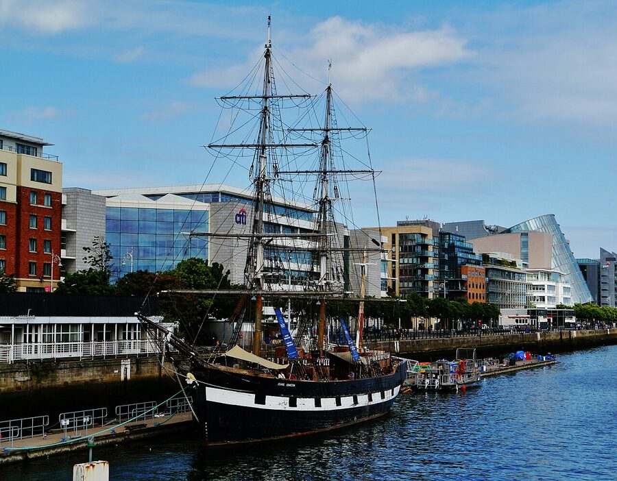 Jeanie Johnston Famine Ship Dublin