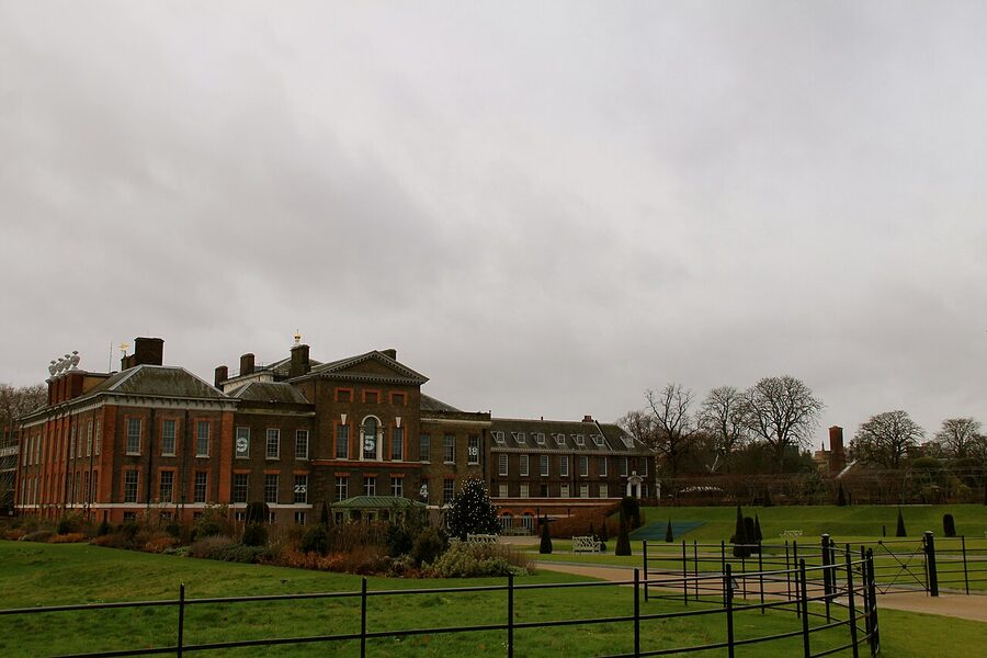 Kensington Palace winter exterior