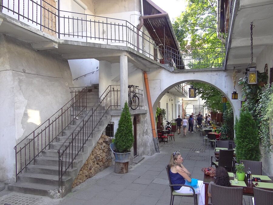 Schindlers List filming alleyway Kazimierz Krakow