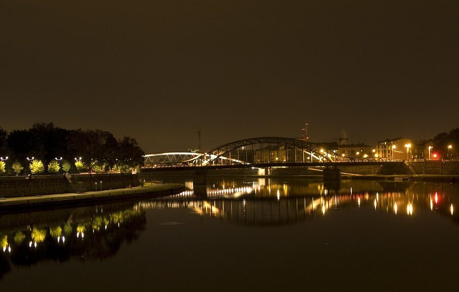 Vistula River and bridge in Krakow at night