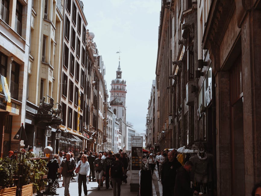Leipzig lively street with people