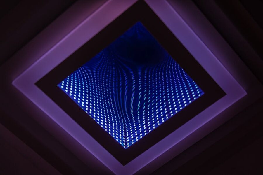 LED infinity mirror with light patterns at LAM Budapest