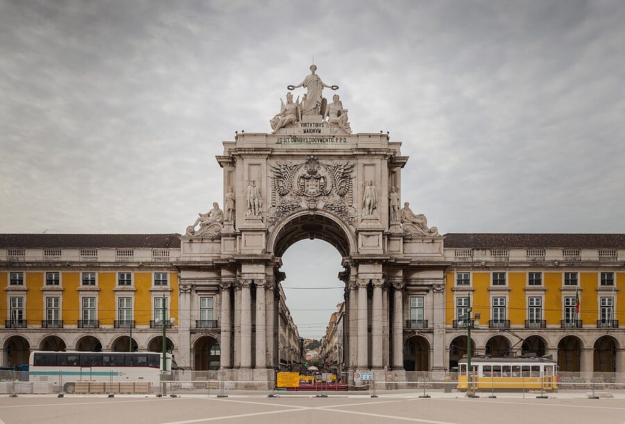Arco da Rua Augusta triumphal arch at Praca do Comercio Lisbon