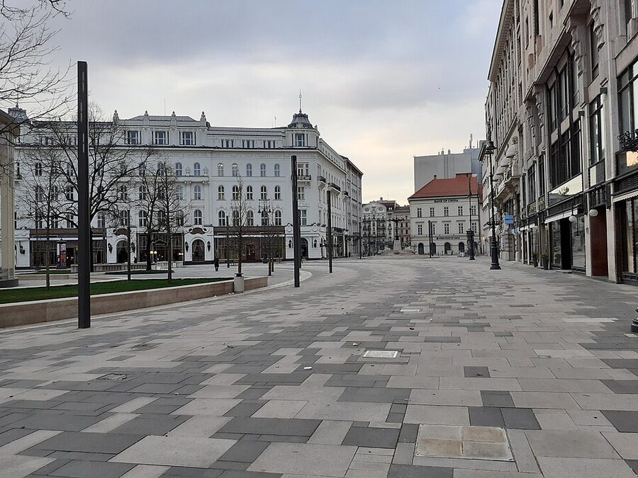 Empty Vorosmarty Square in Budapest