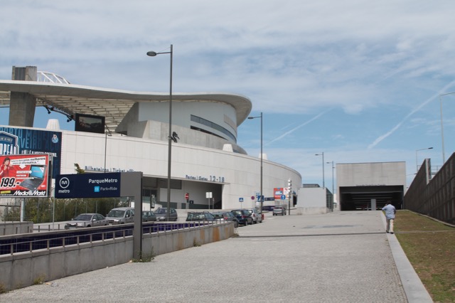Metro Dragao station above ground with stadium