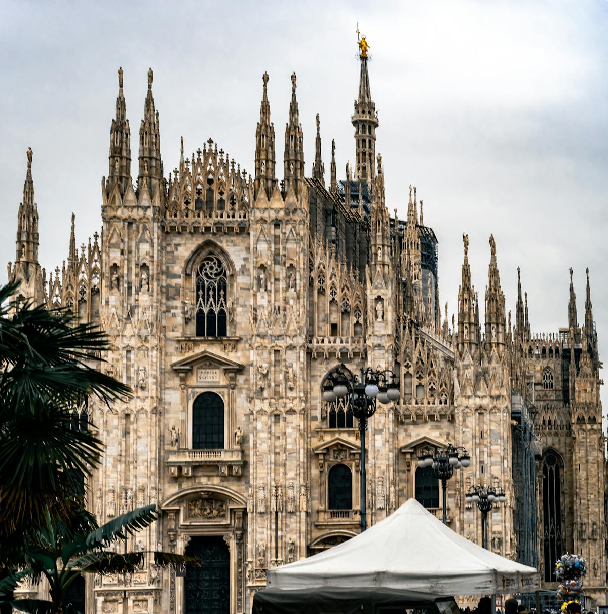Wide view of Milan Cathedral and surrounding area