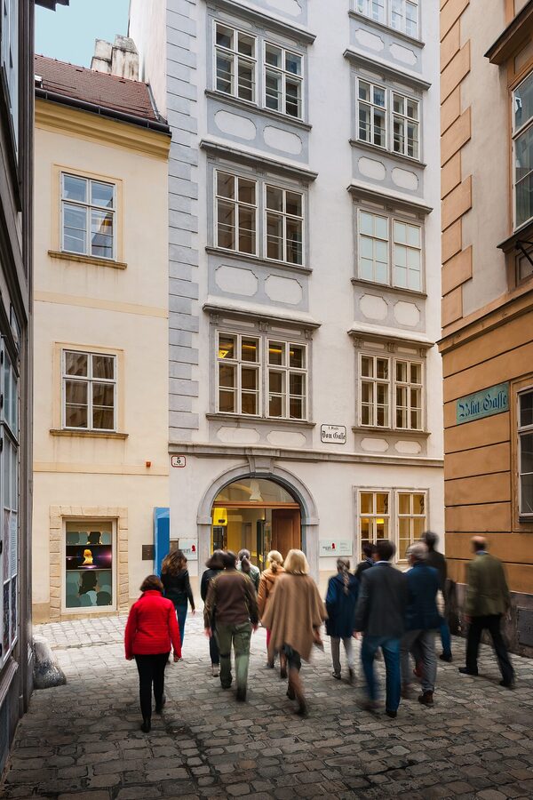 Mozarthaus Vienna Domgasse 5 entrance