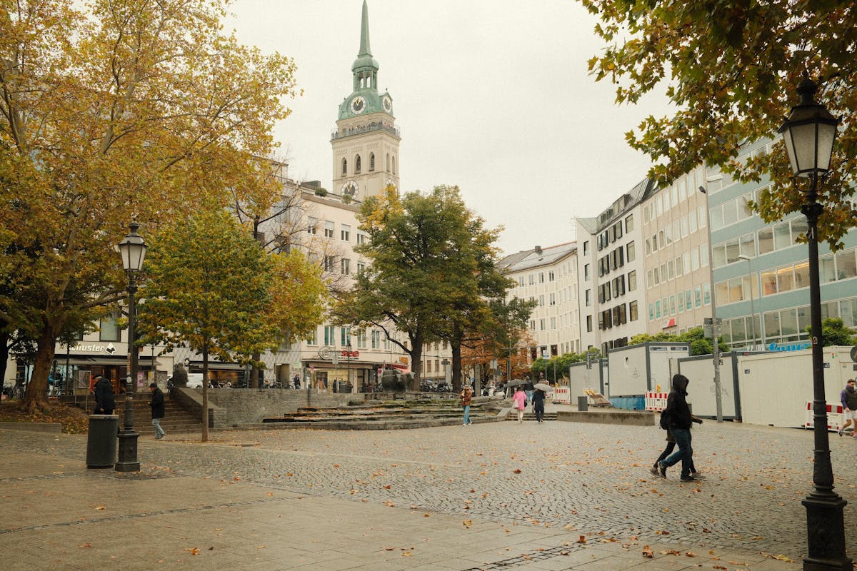 Autumn street scene in central Munich