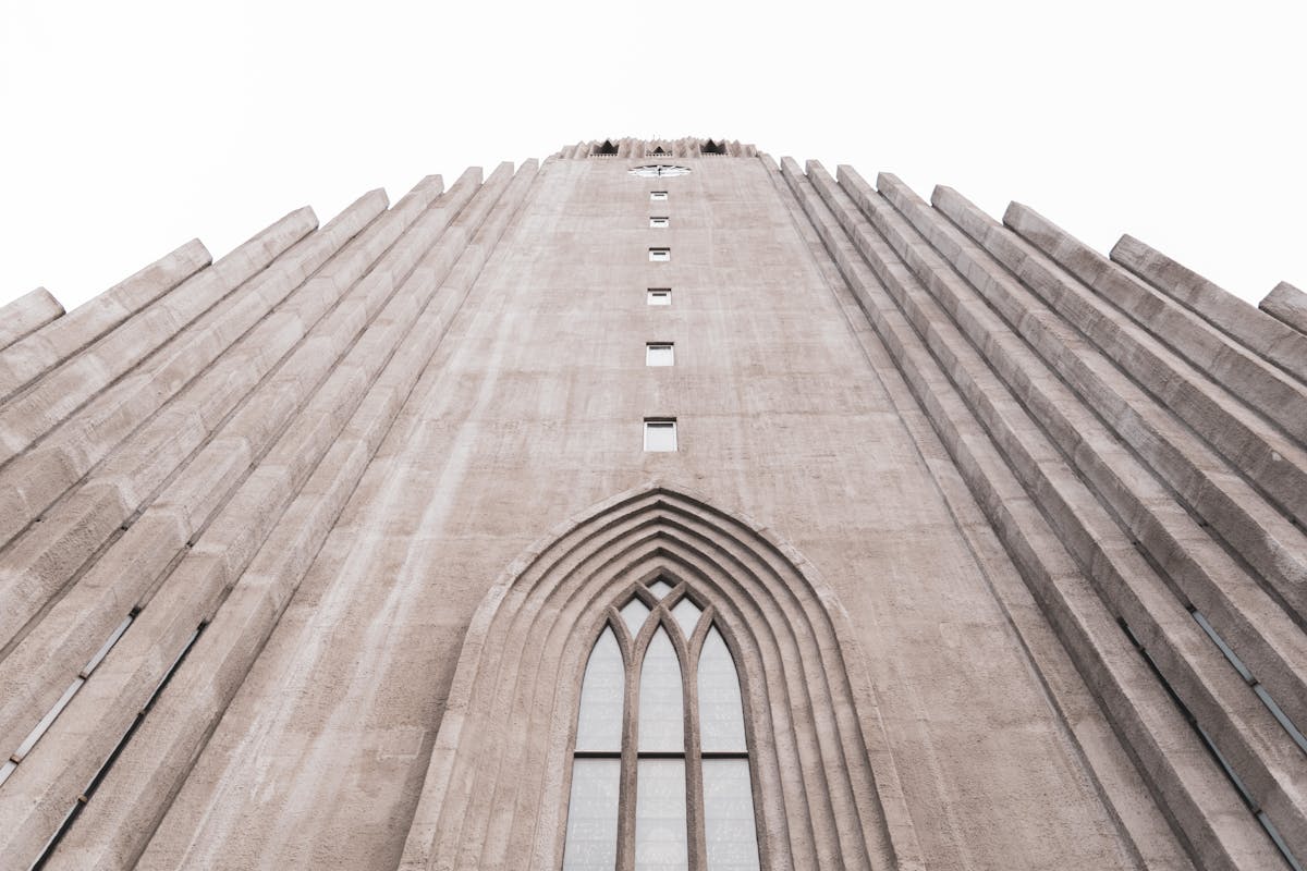 Hallgrimskirkja church in Reykjavik against the sky