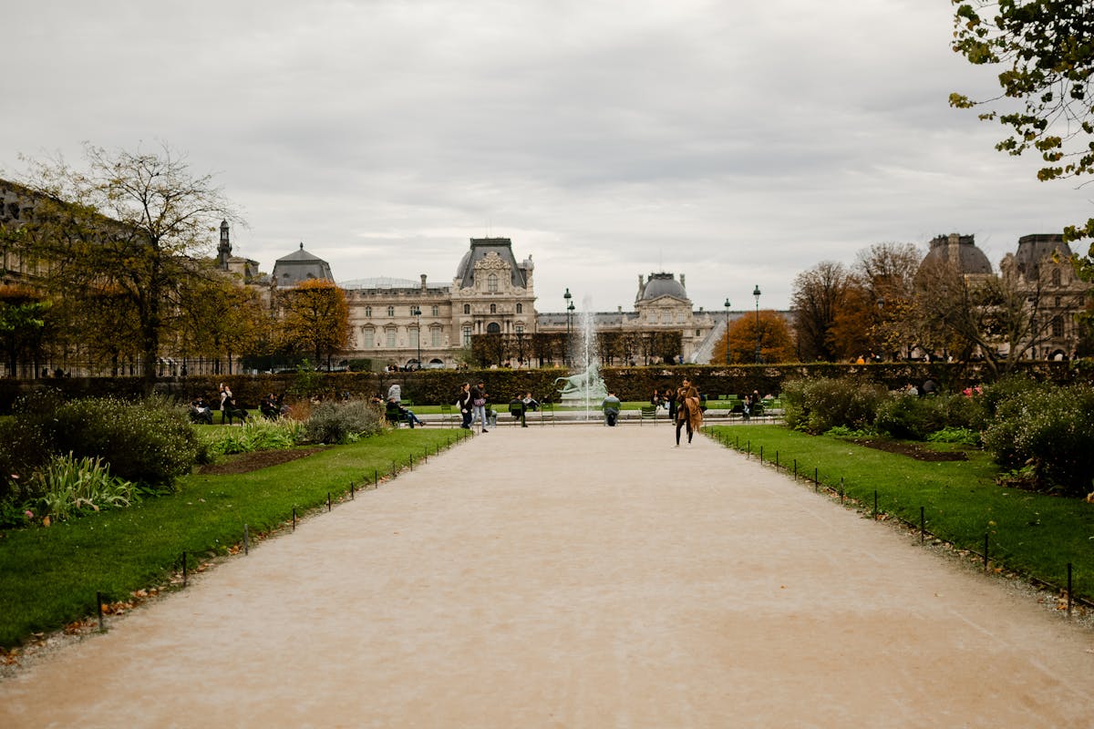 Tuileries Garden Autumn - Musee de l Orangerie Paris