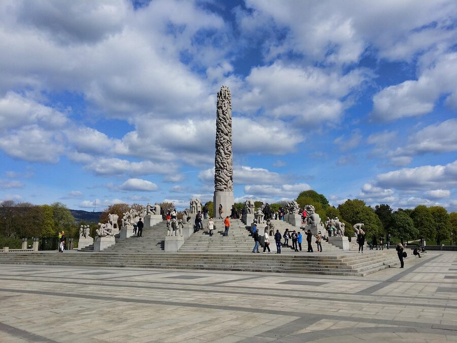 Vigeland Sculpture Park Oslo bronze sculptures