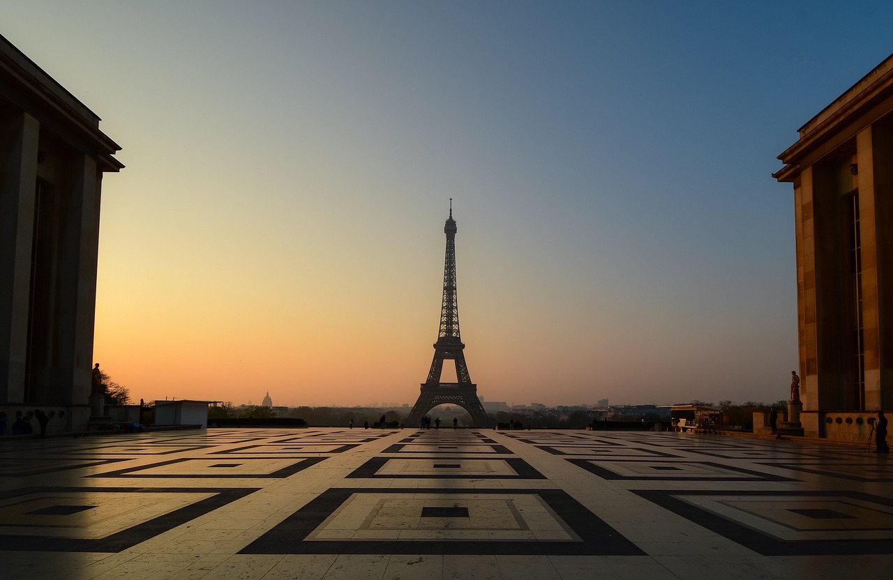 The Eiffel Tower at sunrise seen from Trocadero plaza in Paris