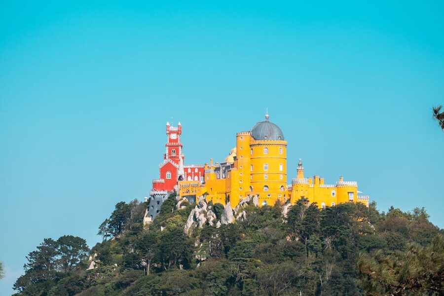Pena Palace hilltop details