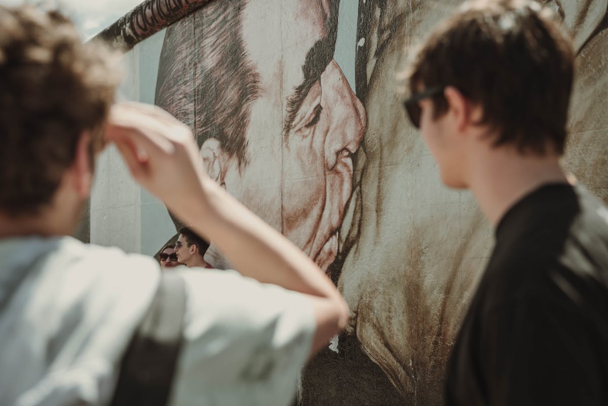 Visitors at East Side Gallery