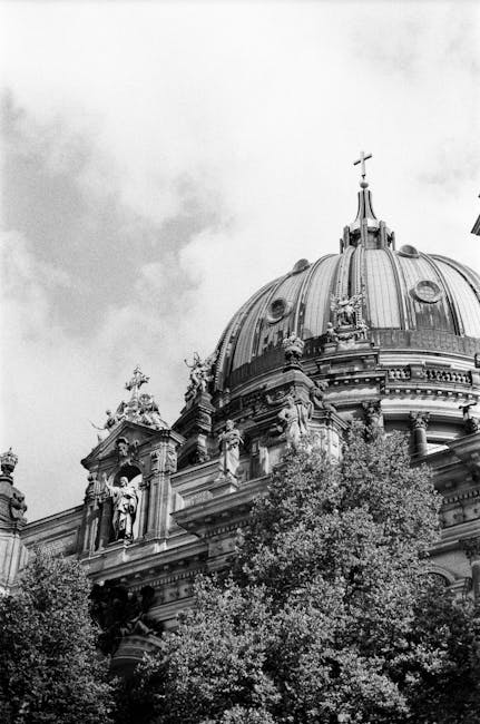 Berliner Dom cathedral view from the Spree river